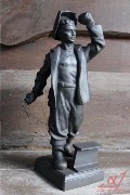 Редкая чугунная фигурка. 32 см. Каслинское литье. 1986 год.
